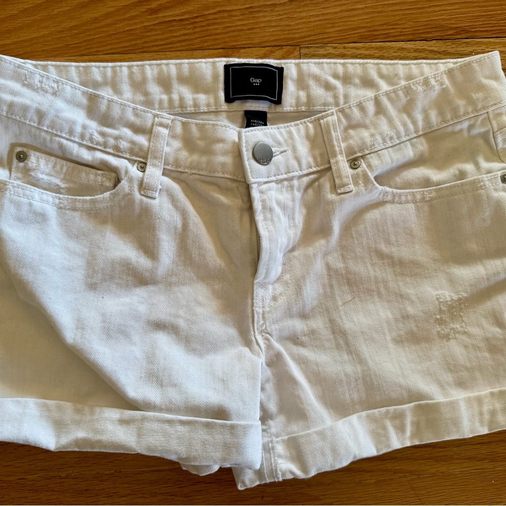 GAP Women's Cream Jean Shorts